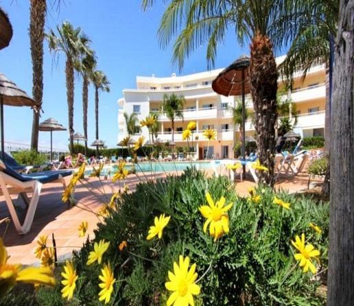 Bel Appartement Au Bord De La Mer De Porto De Mos Lagos Esterno foto